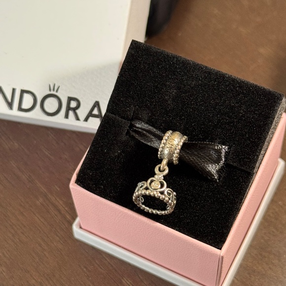 Retired Authentic Pandora My princess crown dangle charm - Picture 3 of 6